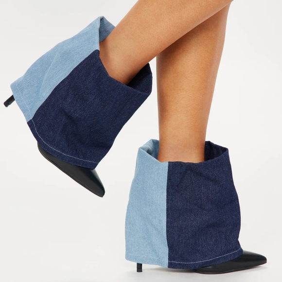 NWT Keep It Smooth Colorblock Denim Heeled Fashion Nova Black Booties in Size 8 - Picture 1 of 7